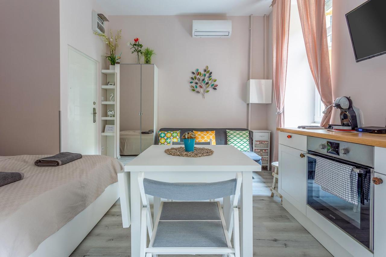 Goldcentral Apartments Akacfa Studios Budapešť Exteriér fotografie