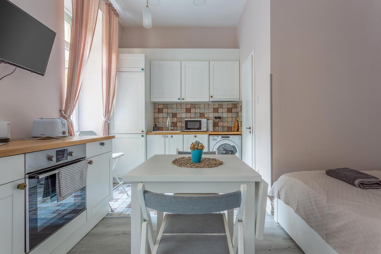 Goldcentral Apartments Akacfa Studios Budapešť Exteriér fotografie